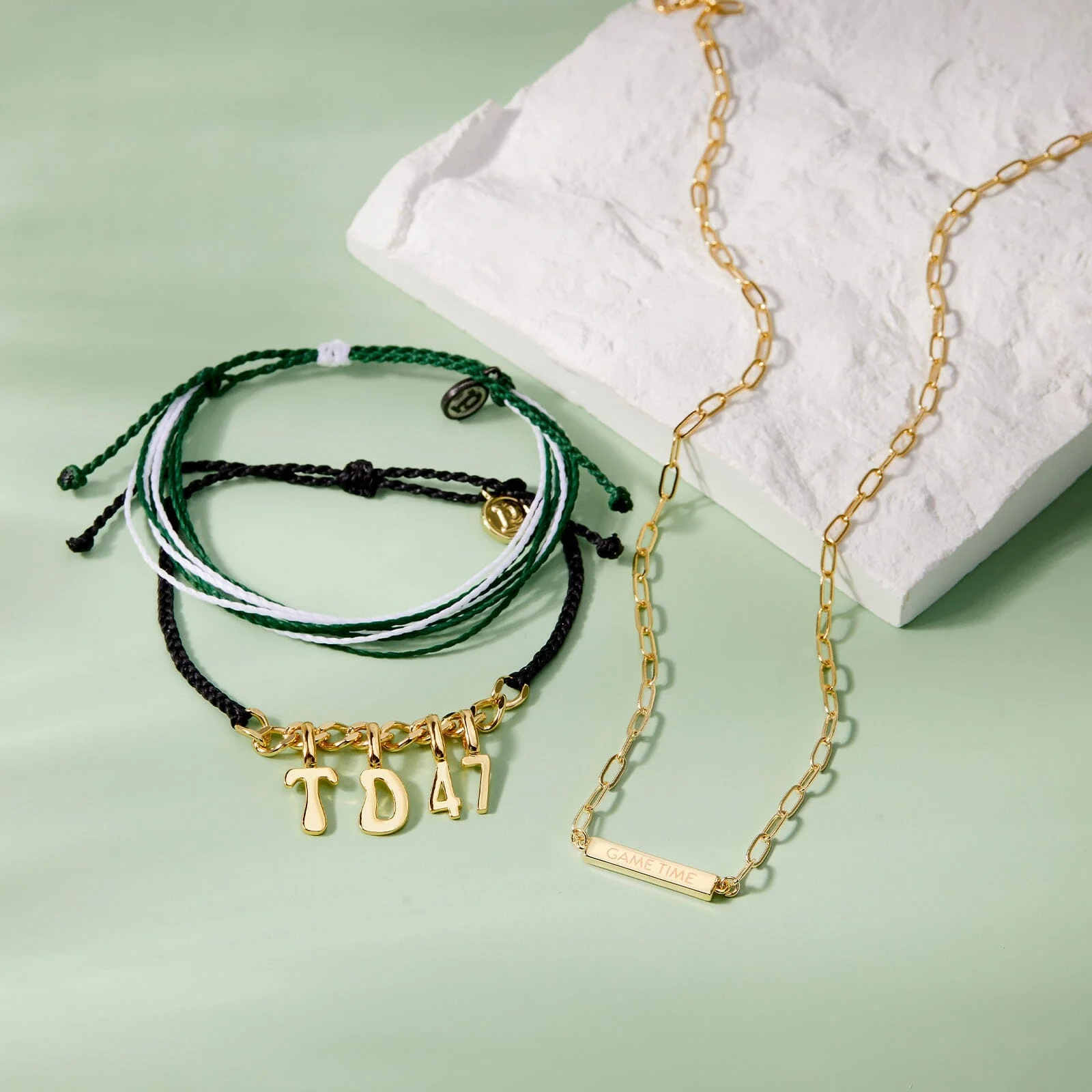 Green & White Collection - Image 17